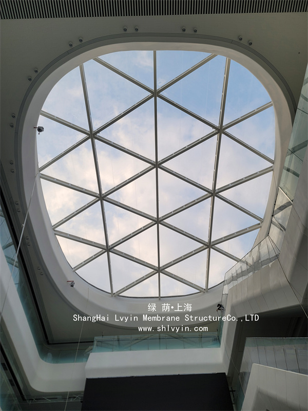 ETFE中庭氣枕采光膜結構--復旦大學附屬婦產科醫院（青浦分院）